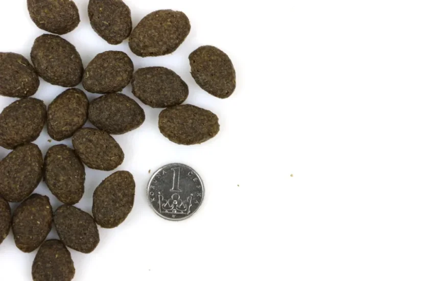 Marp Natural Clear Water lososove granule pre šteňatá všetkých plemien 12kg 1