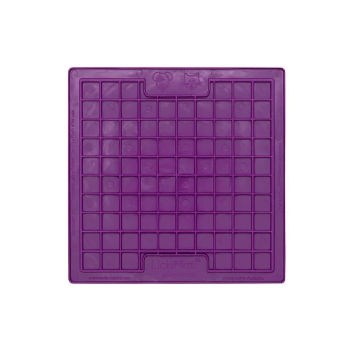 LickiMat Playdate lízacia podložka 20x20 cm fialová